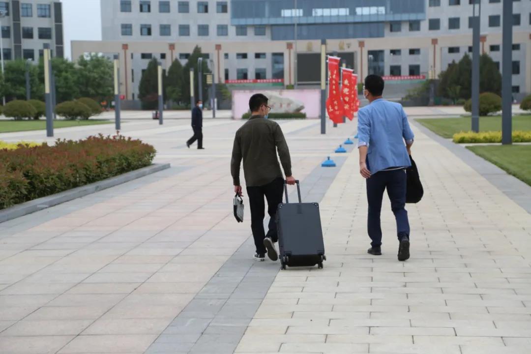 返校第一天 | 初夏的校园 终于等到你! 返校第一天 | 初夏的校园 终于等到你!